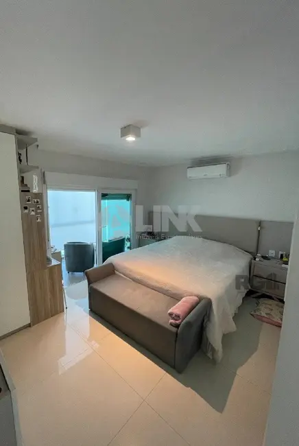 Foto 3 de Casa de Condomínio com 3 quartos à venda, 450m2 em Nonoai, Porto Alegre - RS