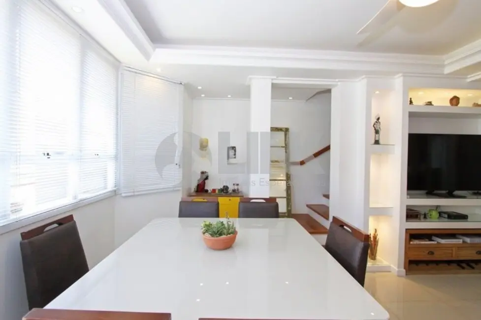 Foto 5 de Casa de Condomínio com 3 quartos à venda, 193m2 em Jardim Itu, Porto Alegre - RS