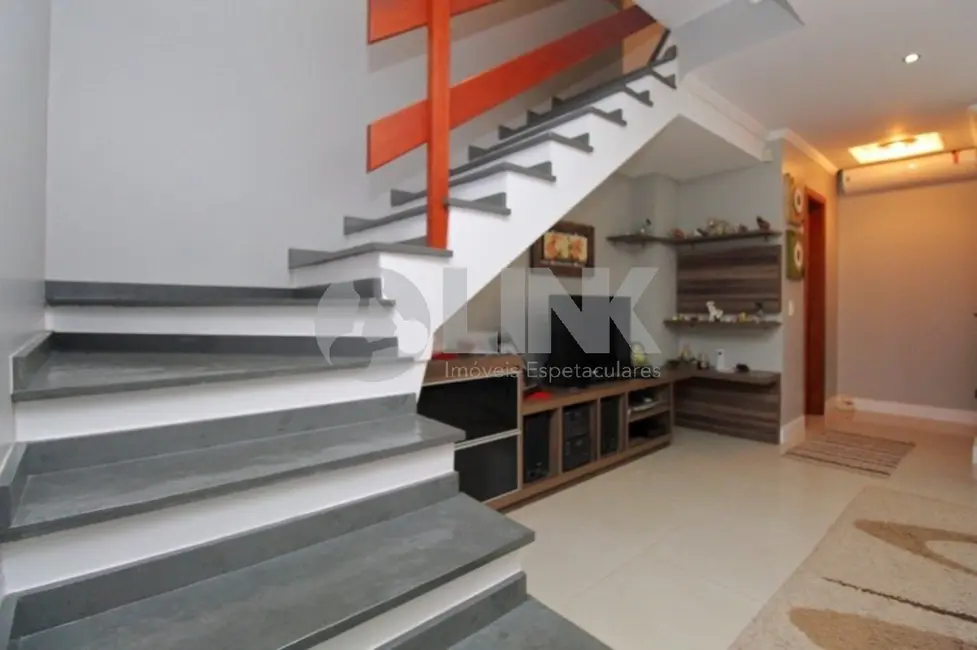 Foto 7 de Casa com 3 quartos à venda, 225m2 em Jardim Itu, Porto Alegre - RS