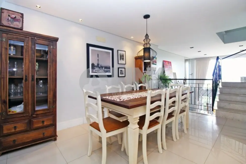 Foto 6 de Casa com 3 quartos à venda, 181m2 em Jardim Itu, Porto Alegre - RS