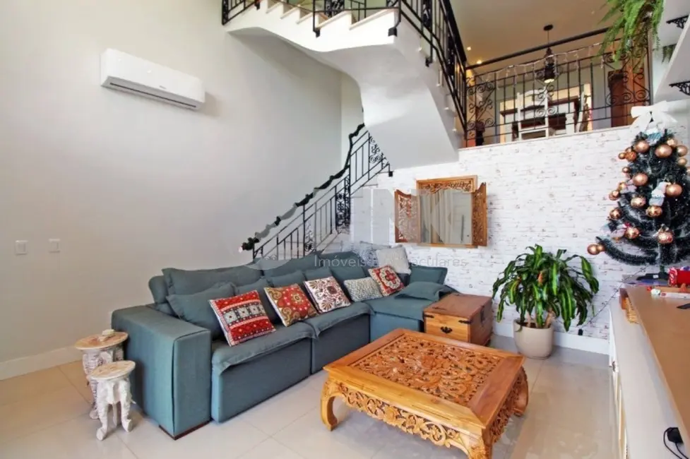 Foto 4 de Casa com 3 quartos à venda, 181m2 em Jardim Itu, Porto Alegre - RS