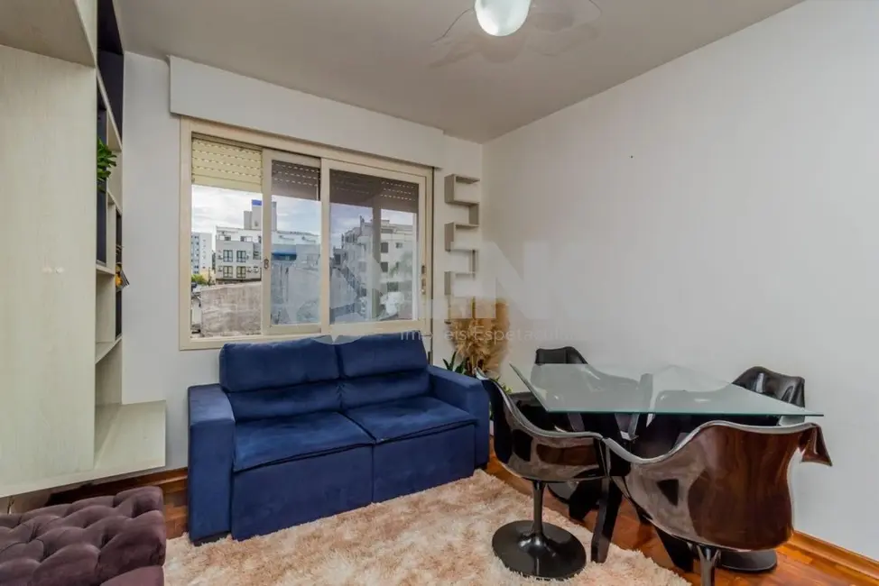 Apartamento com 2 quartos à venda, 59m2 em Azenha, Porto Alegre - RS - imagem 3 Foto 3 de Apartamento com 2 quartos à venda, 59m2 em Azenha, Porto Alegre - RS