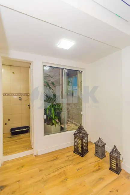 Apartamento com 3 quartos à venda, 97m2 em Auxiliadora, Porto Alegre - RS - imagem 9 Foto 9 de Apartamento com 3 quartos à venda, 97m2 em Auxiliadora, Porto Alegre - RS