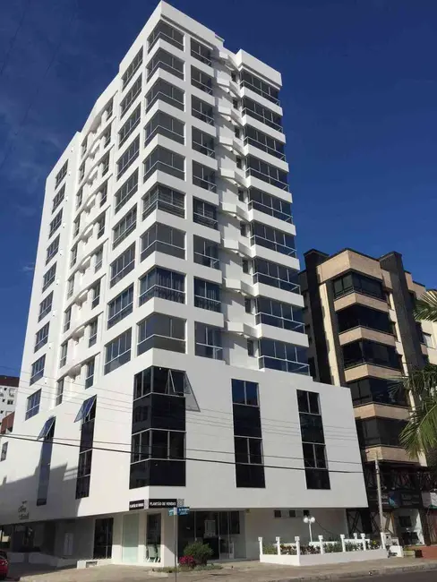 Apartamento com 2 quartos à venda, 97m2 em Centro, Capao Da Canoa - RS - imagem 3 Foto 3 de Apartamento com 2 quartos à venda, 97m2 em Centro, Capao Da Canoa - RS