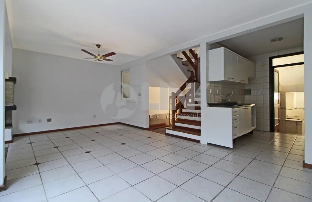 Foto 5 de Casa de Condomínio com 3 quartos à venda, 180m2 em Cristal, Porto Alegre - RS