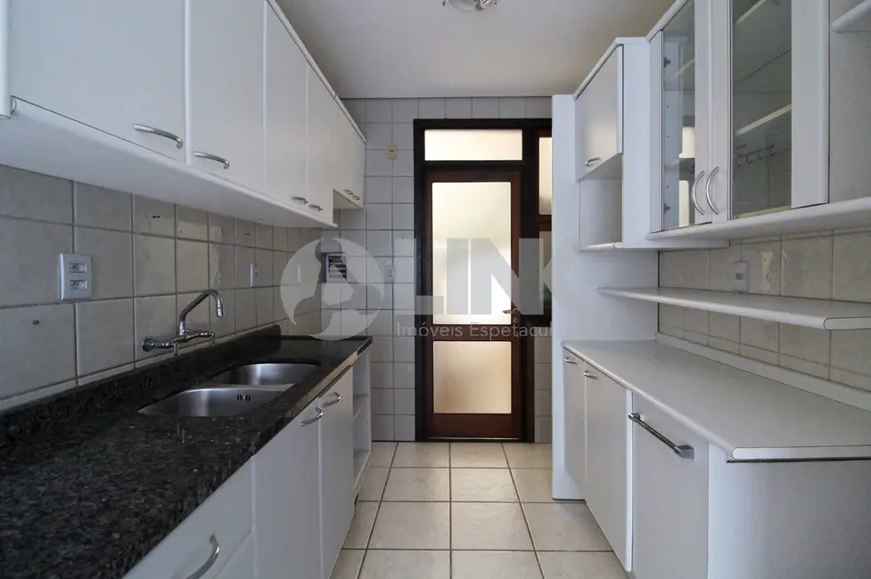 Foto 6 de Casa de Condomínio com 3 quartos à venda, 180m2 em Cristal, Porto Alegre - RS