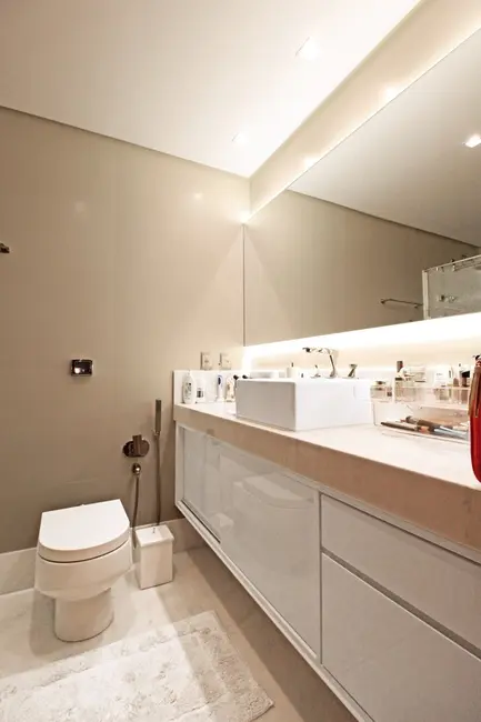 Apartamento com 3 quartos à venda, 510m2 em Moinhos de Vento, Porto Alegre - RS - imagem 9 Foto 9 de Apartamento com 3 quartos à venda, 510m2 em Moinhos de Vento, Porto Alegre - RS