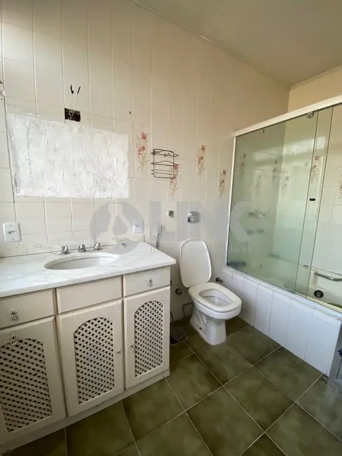 Apartamento com 3 quartos à venda, 152m2 em Menino Deus, Porto Alegre - RS - imagem 9 Foto 9 de Apartamento com 3 quartos à venda, 152m2 em Menino Deus, Porto Alegre - RS