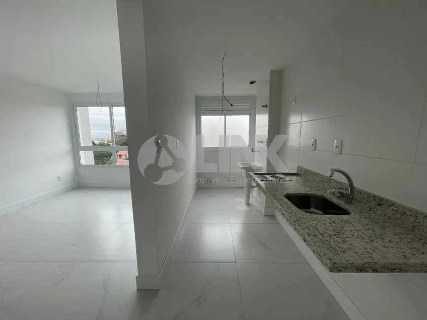 Foto 2 de Apartamento com 2 quartos à venda, 79m2 em Passo da Areia, Porto Alegre - RS