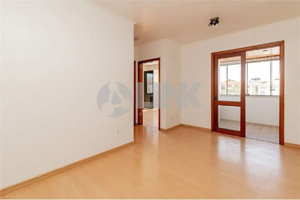 Foto 1 de Apartamento com 2 quartos à venda, 61m2 em São Sebastião, Porto Alegre - RS