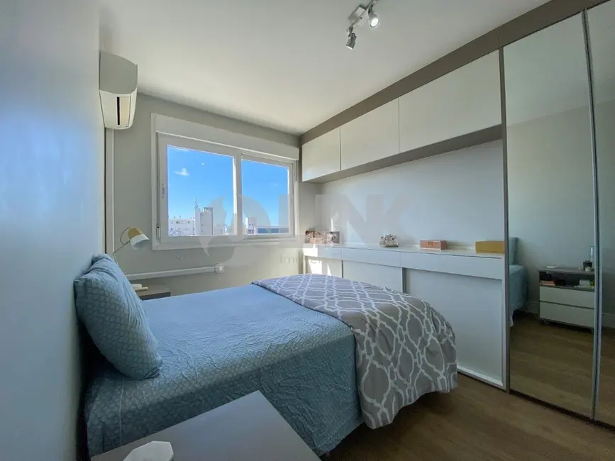 Foto 8 de Apartamento com 3 quartos à venda, 72m2 em São João, Porto Alegre - RS