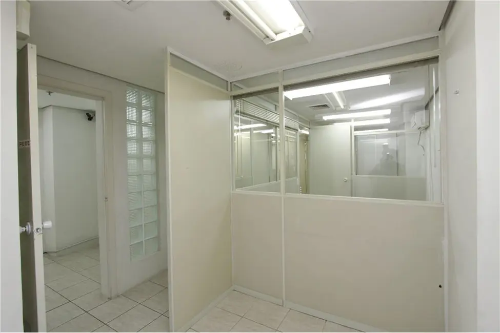 Foto 5 de Sala Comercial à venda, 97m2 em Centro Histórico, Porto Alegre - RS