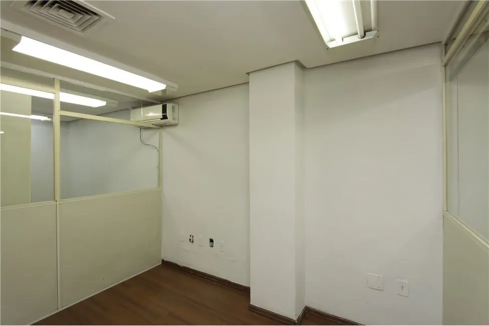 Foto 9 de Sala Comercial à venda, 97m2 em Centro Histórico, Porto Alegre - RS