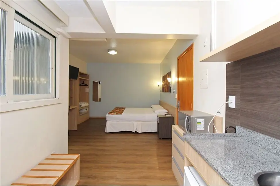 Apartamento com 1 quarto à venda, 29m2 em Centro Histórico, Porto Alegre - RS - imagem 4 Foto 4 de Apartamento com 1 quarto à venda, 29m2 em Centro Histórico, Porto Alegre - RS