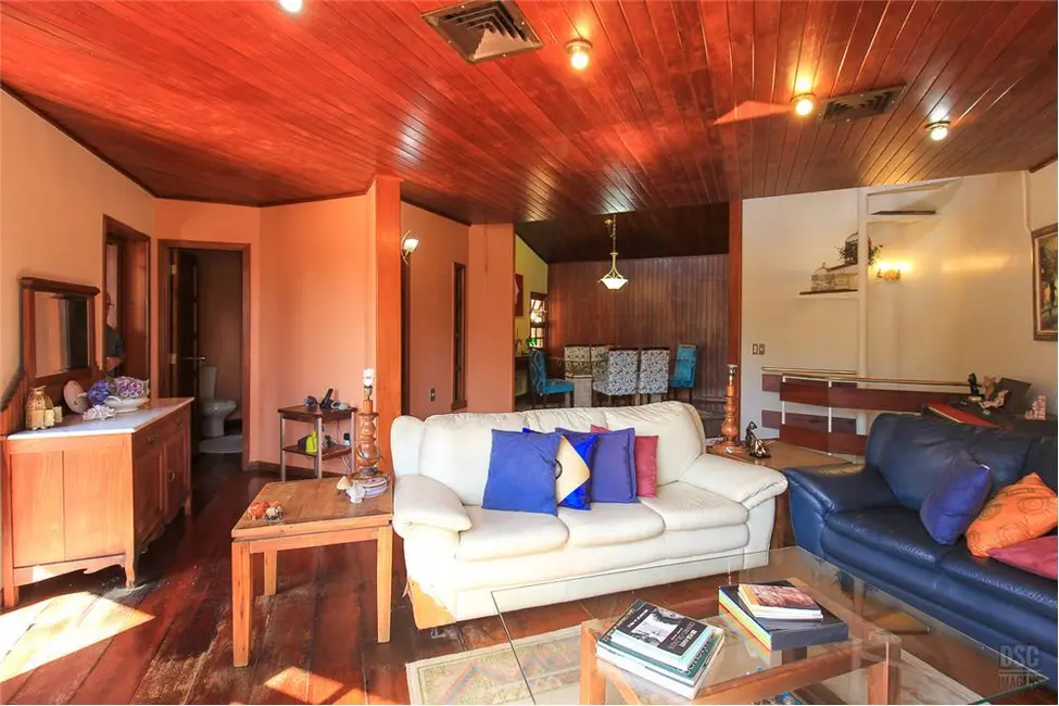 Apartamento com 3 quartos à venda, 157m2 em Petrópolis, Porto Alegre - RS - imagem 5 Foto 5 de Apartamento com 3 quartos à venda, 157m2 em Petrópolis, Porto Alegre - RS