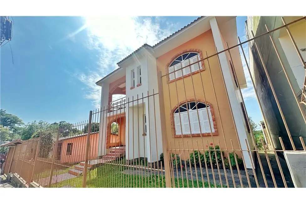 Foto 2 de Casa com 3 quartos à venda, 311m2 em Centro, Viamao - RS