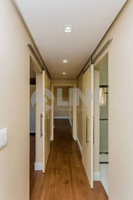 Foto 8 de Apartamento com 2 quartos à venda, 66m2 em São João, Porto Alegre - RS