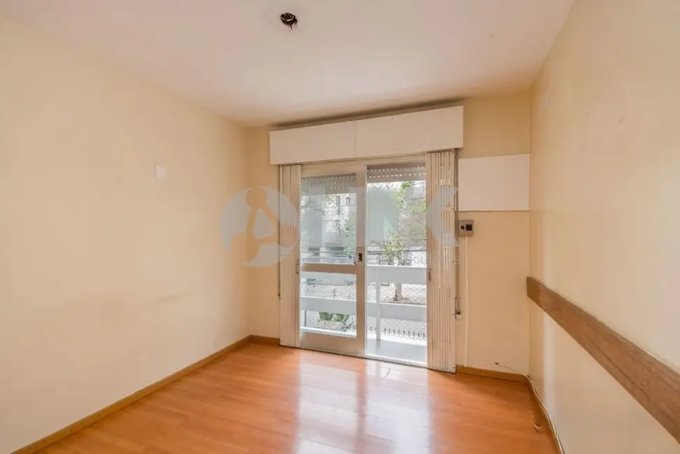 Foto 7 de Apartamento com 2 quartos à venda, 56m2 em São João, Porto Alegre - RS