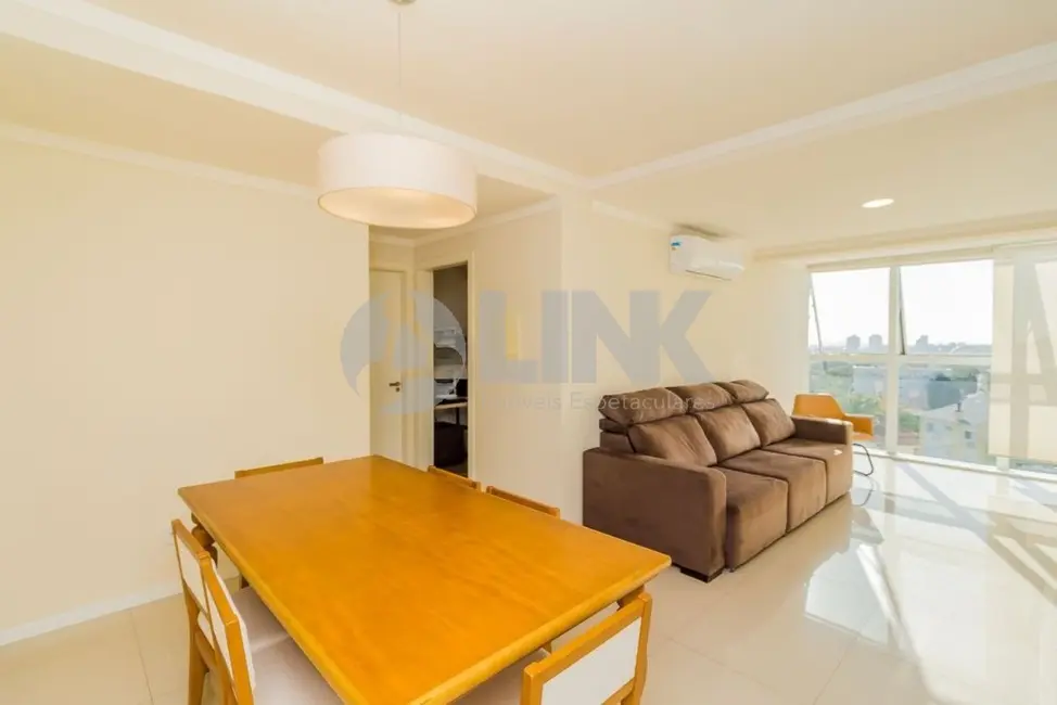 Apartamento com 2 quartos à venda, 79m2 em Vila Ipiranga, Porto Alegre - RS - imagem 5 Foto 5 de Apartamento com 2 quartos à venda, 79m2 em Vila Ipiranga, Porto Alegre - RS