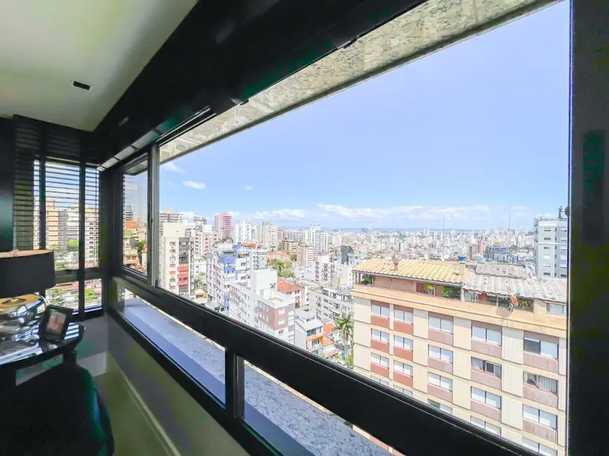 Apartamento com 3 quartos à venda, 160m2 em Moinhos de Vento, Porto Alegre - RS - imagem 7 Foto 7 de Apartamento com 3 quartos à venda, 160m2 em Moinhos de Vento, Porto Alegre - RS