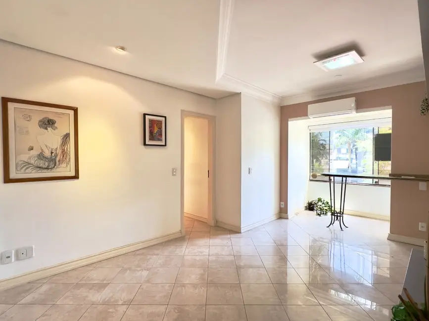 Apartamento com 3 quartos à venda, 79m2 em Menino Deus, Porto Alegre - RS - imagem 1 Foto 1 de Apartamento com 3 quartos à venda, 79m2 em Menino Deus, Porto Alegre - RS