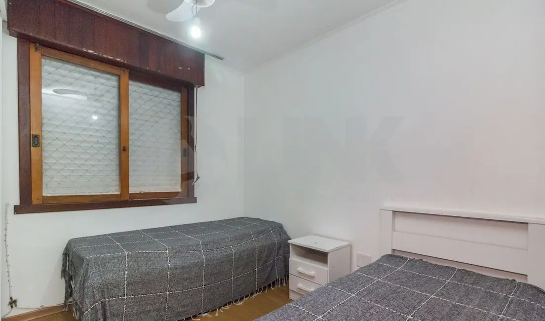 Apartamento com 3 quartos à venda, 168m2 em Higienópolis, Porto Alegre - RS - imagem 9 Foto 9 de Apartamento com 3 quartos à venda, 168m2 em Higienópolis, Porto Alegre - RS