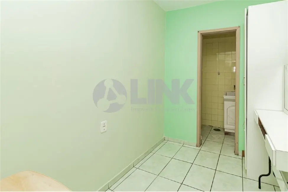 Apartamento com 2 quartos à venda, 78m2 em Petrópolis, Porto Alegre - RS - imagem 8 Foto 8 de Apartamento com 2 quartos à venda, 78m2 em Petrópolis, Porto Alegre - RS