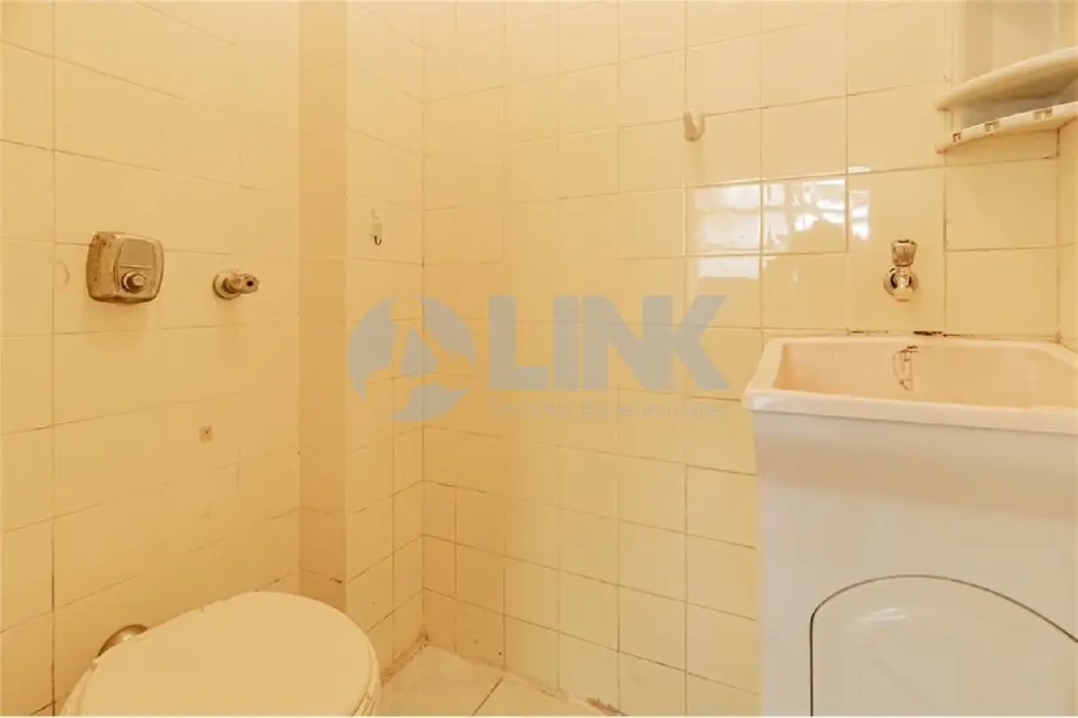 Apartamento com 2 quartos à venda, 78m2 em Petrópolis, Porto Alegre - RS - imagem 9 Foto 9 de Apartamento com 2 quartos à venda, 78m2 em Petrópolis, Porto Alegre - RS