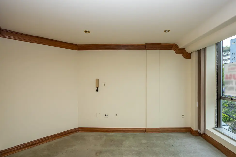 Foto 8 de Sala Comercial à venda, 33m2 em Rio Branco, Porto Alegre - RS