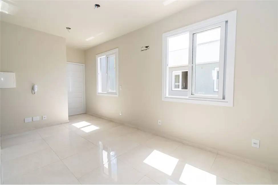 Casa de Condomínio com 2 quartos à venda, 49m2 em Nossa Senhora das Graças, Canoas - RS - imagem 9 Foto 9 de Casa de Condomínio com 2 quartos à venda, 49m2 em Nossa Senhora das Graças, Canoas - RS