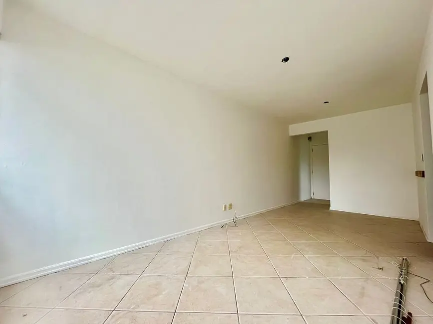 Apartamento com 2 quartos à venda, 60m2 em Nonoai, Porto Alegre - RS - imagem 3 Foto 3 de Apartamento com 2 quartos à venda, 60m2 em Nonoai, Porto Alegre - RS