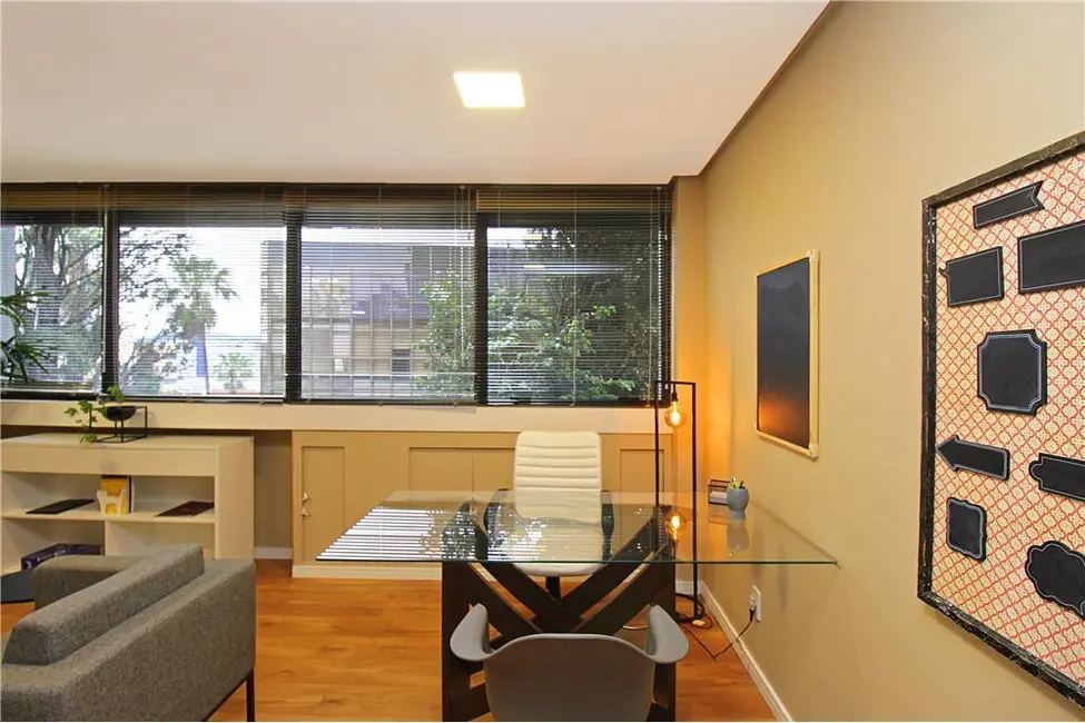 Sala Comercial à venda, 33m2 em Petrópolis, Porto Alegre - RS - imagem 5 Foto 5 de Sala Comercial à venda, 33m2 em Petrópolis, Porto Alegre - RS