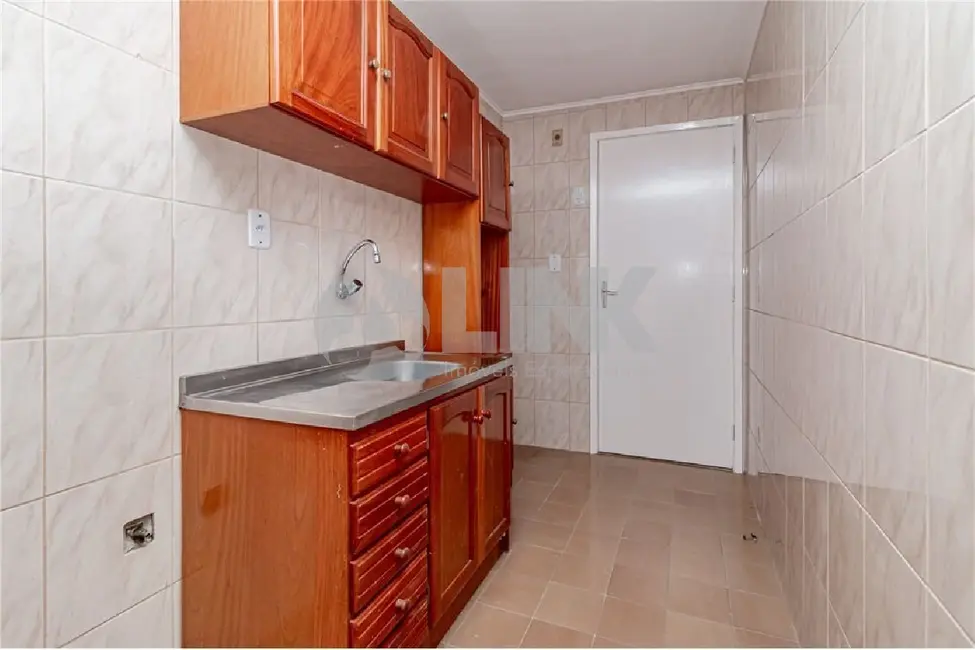 Foto 6 de Apartamento com 1 quarto à venda, 39m2 em Passo da Areia, Porto Alegre - RS