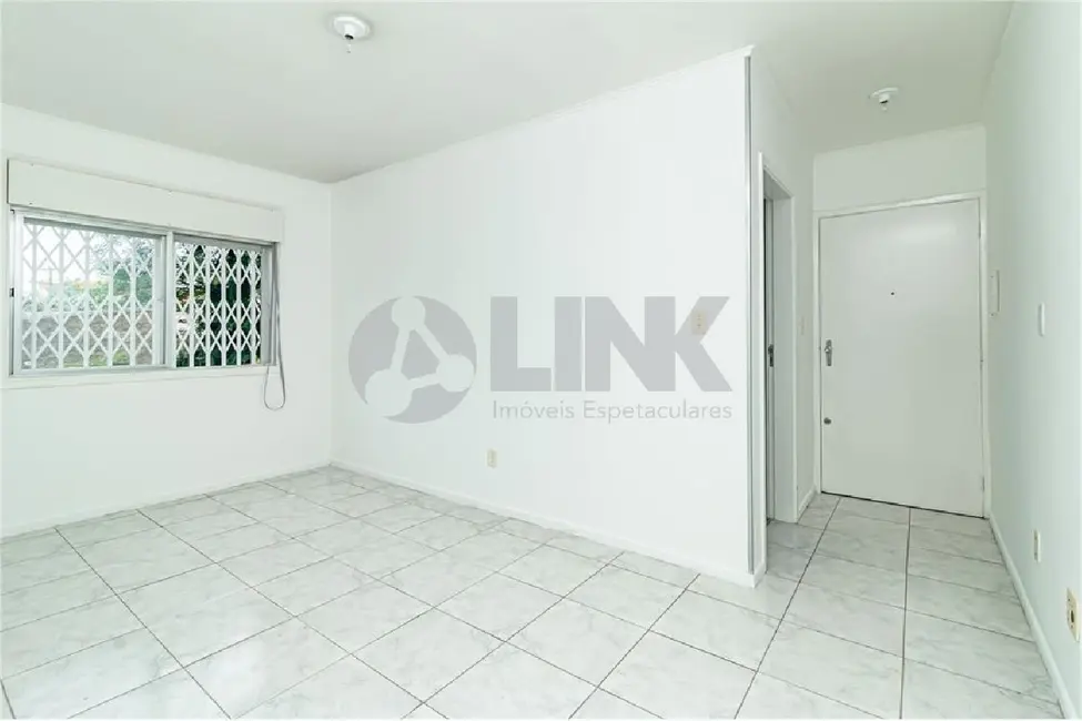 Foto 2 de Apartamento com 1 quarto à venda, 39m2 em Passo da Areia, Porto Alegre - RS