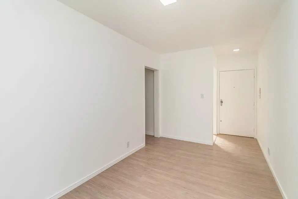 Foto 3 de Apartamento com 1 quarto à venda, 42m2 em Cristal, Porto Alegre - RS