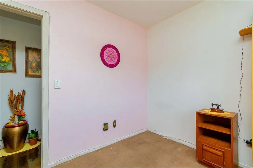 Foto 9 de Apartamento com 3 quartos à venda, 88m2 em Jardim Itu, Porto Alegre - RS