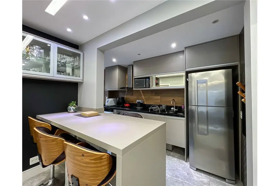 Apartamento com 3 quartos à venda, 165m2 em Canoas - RS - imagem 6 Foto 6 de Apartamento com 3 quartos à venda, 165m2 em Canoas - RS
