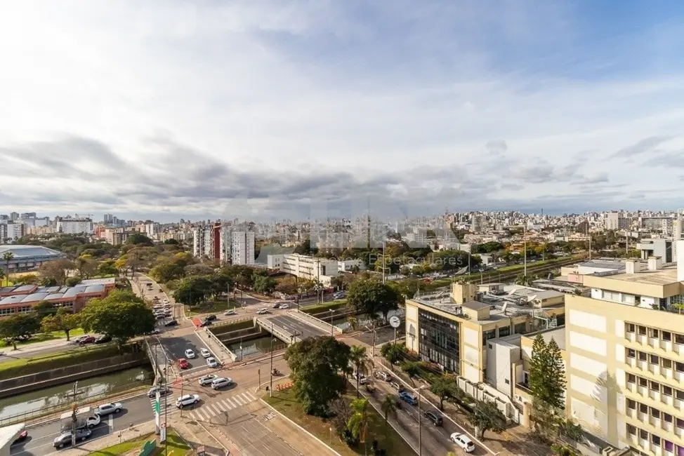 Apartamento com 2 quartos à venda, 152m2 em Menino Deus, Porto Alegre - RS - imagem 9 Foto 9 de Apartamento com 2 quartos à venda, 152m2 em Menino Deus, Porto Alegre - RS
