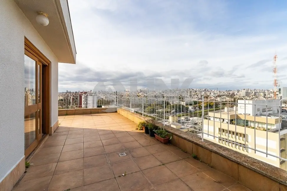 Apartamento com 2 quartos à venda, 152m2 em Menino Deus, Porto Alegre - RS - imagem 5 Foto 5 de Apartamento com 2 quartos à venda, 152m2 em Menino Deus, Porto Alegre - RS