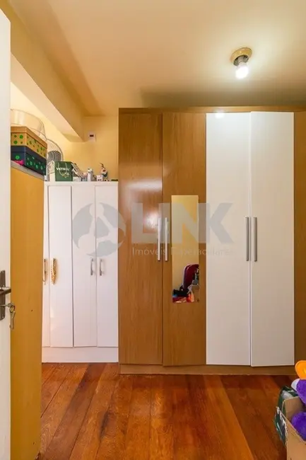 Apartamento com 2 quartos à venda, 98m2 em Menino Deus, Porto Alegre - RS - imagem 8 Foto 8 de Apartamento com 2 quartos à venda, 98m2 em Menino Deus, Porto Alegre - RS