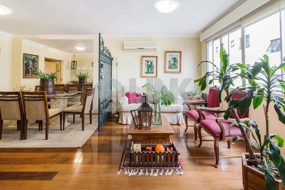 Foto 3 de Apartamento com 2 quartos à venda, 250m2 em Mont Serrat, Porto Alegre - RS