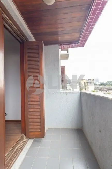 Apartamento com 2 quartos à venda, 54m2 em Menino Deus, Porto Alegre - RS - imagem 6 Foto 6 de Apartamento com 2 quartos à venda, 54m2 em Menino Deus, Porto Alegre - RS