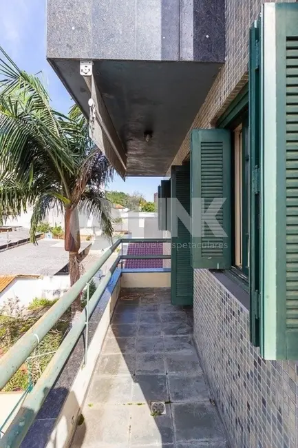 Apartamento com 2 quartos à venda, 83m2 em Menino Deus, Porto Alegre - RS - imagem 9 Foto 9 de Apartamento com 2 quartos à venda, 83m2 em Menino Deus, Porto Alegre - RS