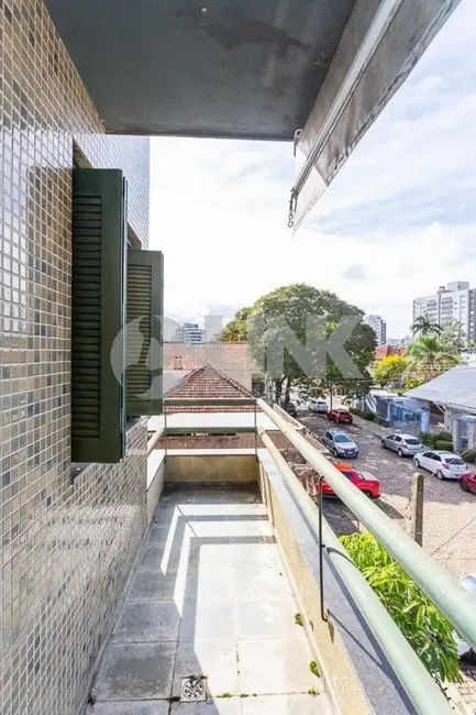 Apartamento com 2 quartos à venda, 83m2 em Menino Deus, Porto Alegre - RS - imagem 8 Foto 8 de Apartamento com 2 quartos à venda, 83m2 em Menino Deus, Porto Alegre - RS