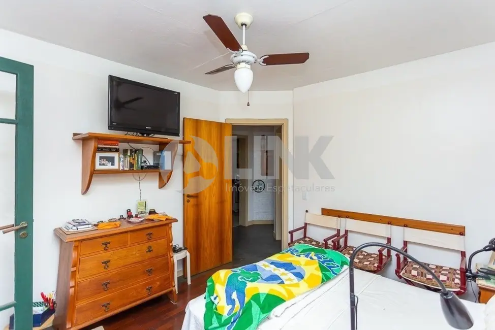 Apartamento com 2 quartos à venda, 83m2 em Menino Deus, Porto Alegre - RS - imagem 6 Foto 6 de Apartamento com 2 quartos à venda, 83m2 em Menino Deus, Porto Alegre - RS