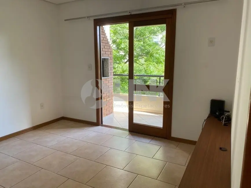 Apartamento com 2 quartos à venda, 88m2 em Menino Deus, Porto Alegre - RS - imagem 4 Foto 4 de Apartamento com 2 quartos à venda, 88m2 em Menino Deus, Porto Alegre - RS