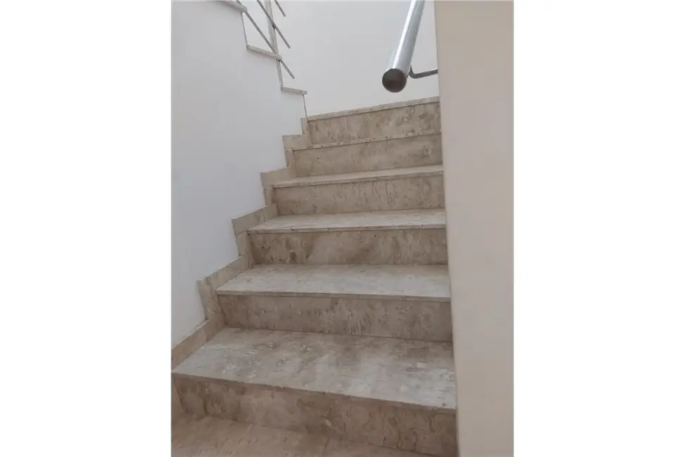 Casa com 3 quartos à venda, 220m2 em Partenon, Porto Alegre - RS - imagem 3 Foto 3 de Casa com 3 quartos à venda, 220m2 em Partenon, Porto Alegre - RS