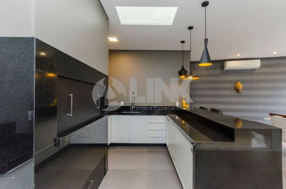 Casa de Condomínio com 3 quartos à venda, 250m2 em Hípica, Porto Alegre - RS - imagem 5 Foto 5 de Casa de Condomínio com 3 quartos à venda, 250m2 em Hípica, Porto Alegre - RS