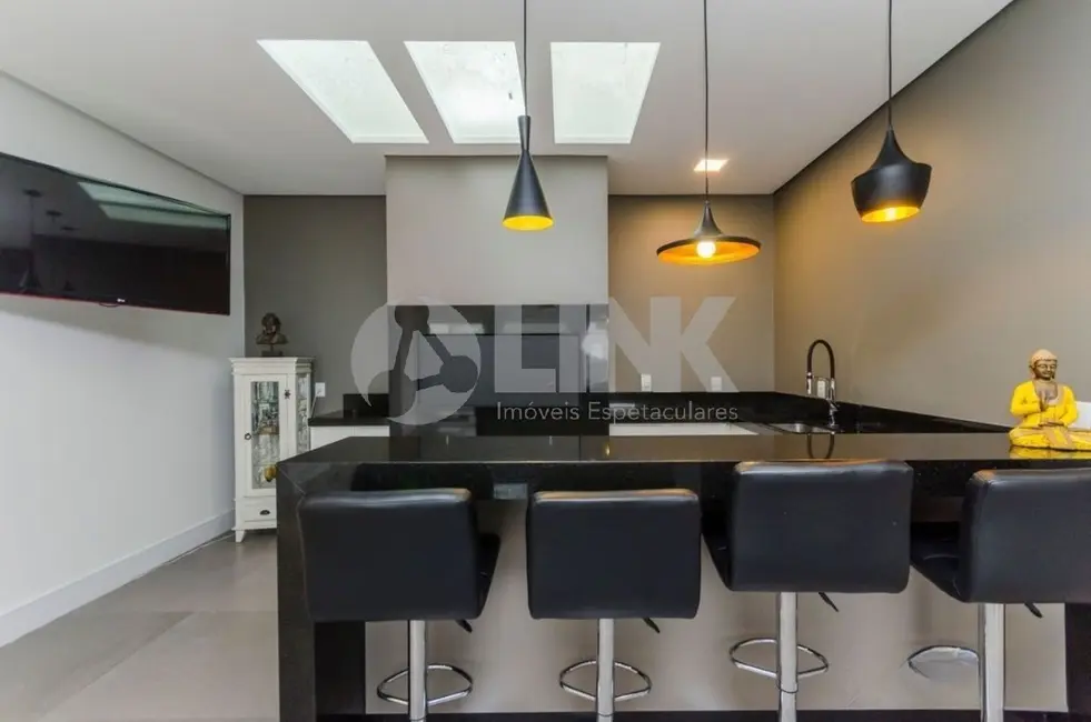 Casa de Condomínio com 3 quartos à venda, 250m2 em Hípica, Porto Alegre - RS - imagem 6 Foto 6 de Casa de Condomínio com 3 quartos à venda, 250m2 em Hípica, Porto Alegre - RS