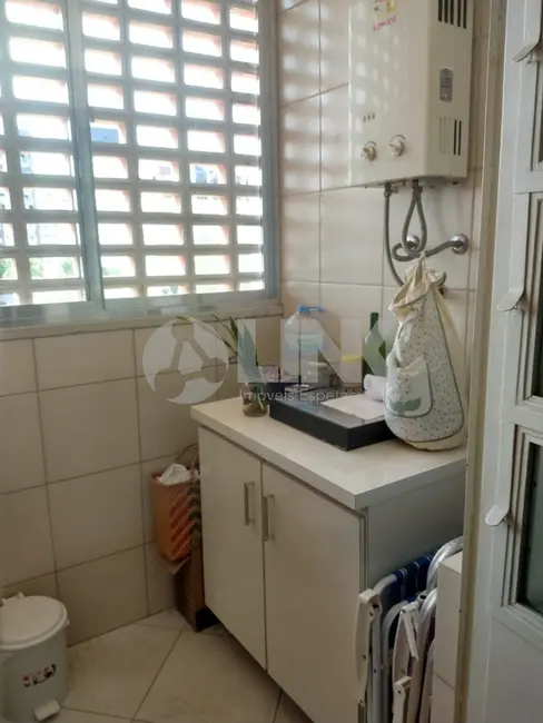 Apartamento com 2 quartos à venda, 76m2 em Menino Deus, Porto Alegre - RS - imagem 8 Foto 8 de Apartamento com 2 quartos à venda, 76m2 em Menino Deus, Porto Alegre - RS